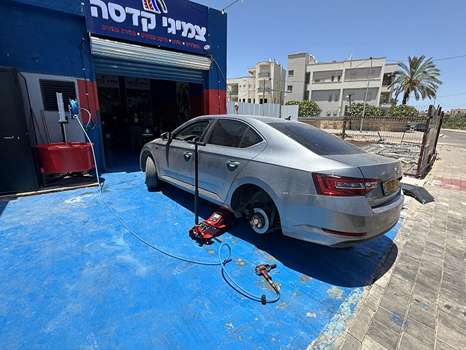 اطارات القدسة